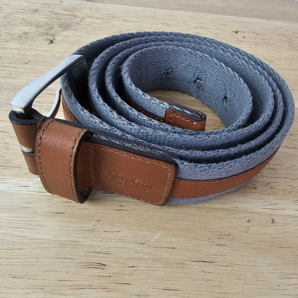 Florsheim Mens Brown Leather Gray Cotton Belt 42 Silvertone Buckle Preppy Office